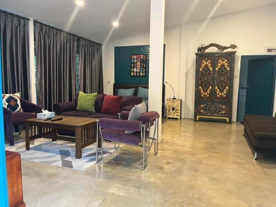 Morocco Blue Cafe By Chilong River Farm Resort Kosum Phisai Exterior photo